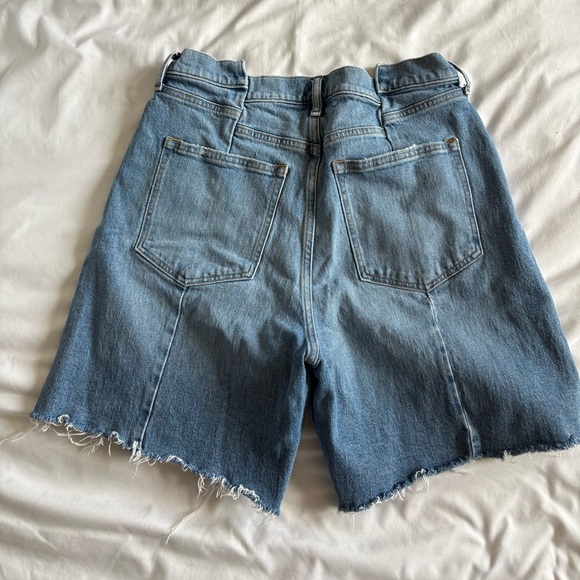 Abercrombie Curve Love Women’s High Rise 7” Dad Shorts - Picture 2 of 2